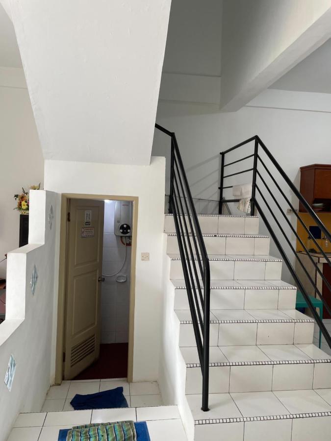 Villa Bukit Indah Berastagi Exterior foto